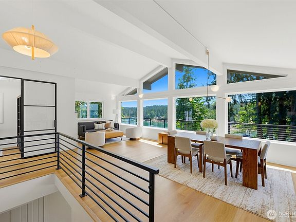 5th image of 164 Madrona Drive NW