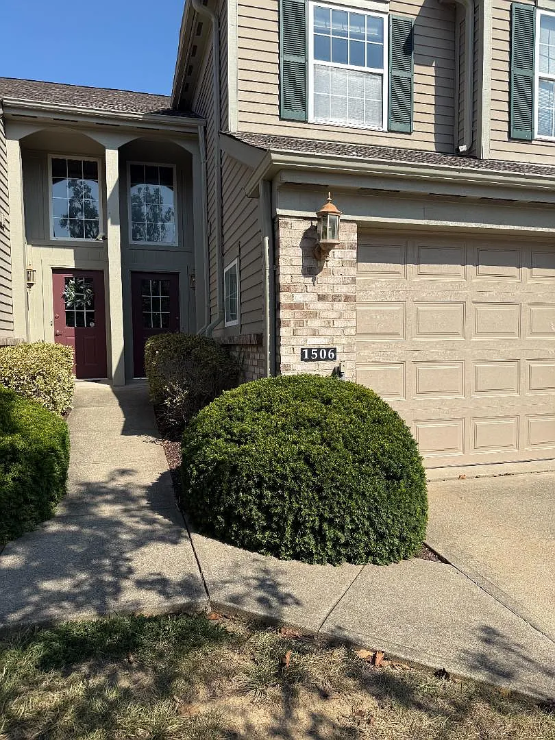1506 Atlanta Ct - 302 — Photo 1