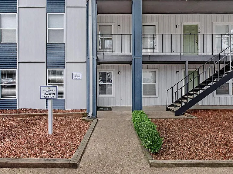 Whispering Pines Apartments — Photo 12