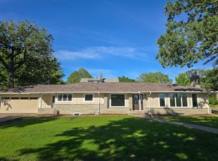 4400 Josephine Ln, Robbinsdale, MN 55422