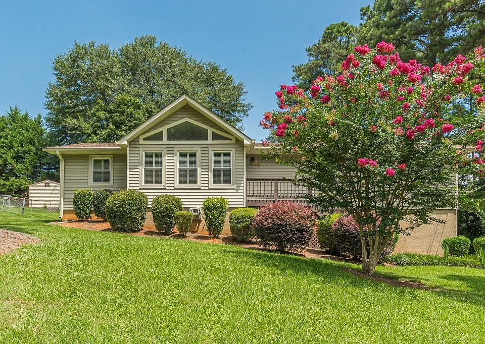 1st image of 6185 S Summers Cir