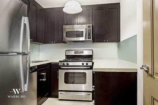 Sold by Warburg | media 14