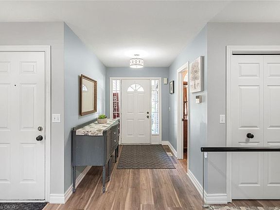 5th image of 26 Maplewood Ct
