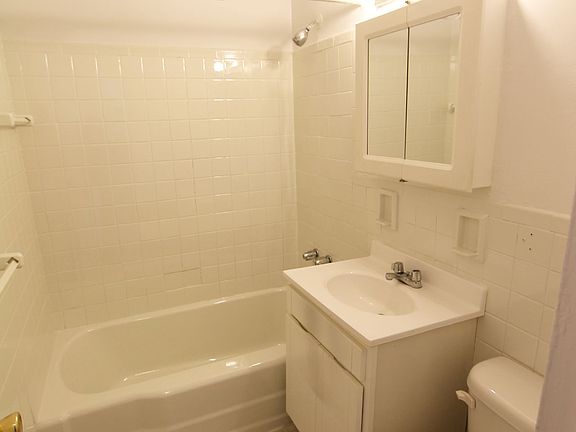 2nd image of 18311 Hillside Ave #3H