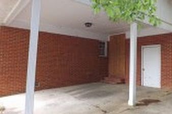 2nd image of 1631 Coley Dr