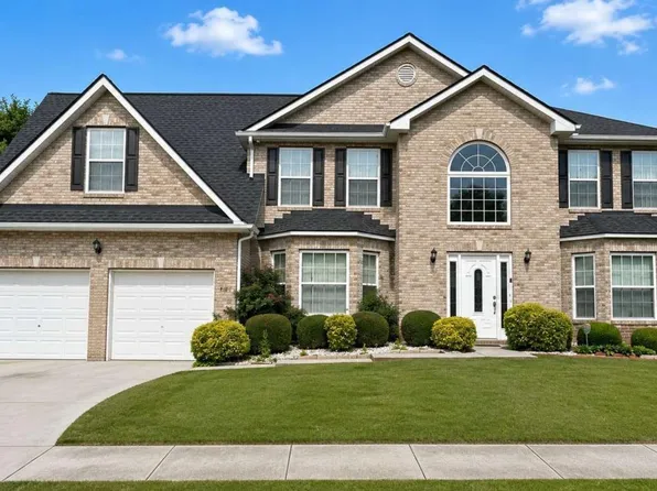 4947 Bottle Brush Ct, Snellville, GA 30039