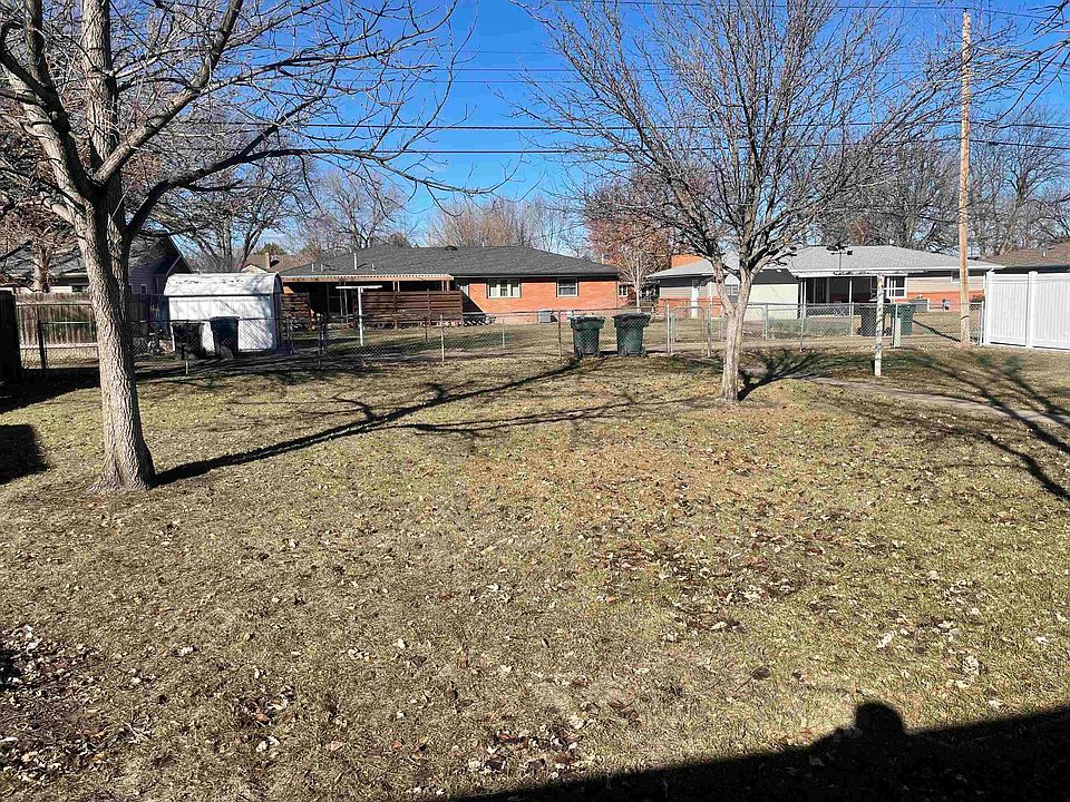 1911 W E St., North Platte, NE 69101 | Zillow