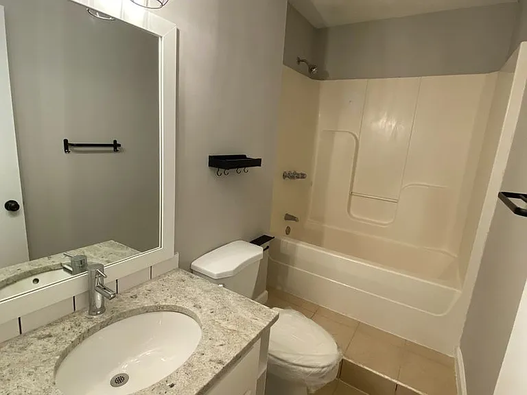 239 Pointe South Dr — Photo 5