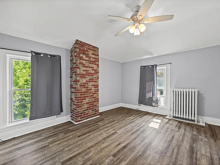 374 Park Ave #2 — Photo 14