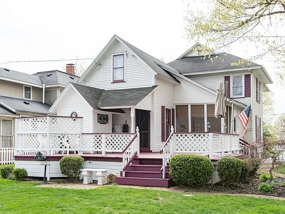 4th image of 217 E Eliza St
