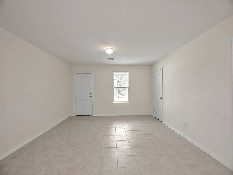 24617 Pools Creek Way — Photo 9