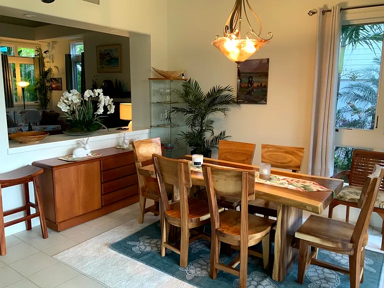 Indoor dining room