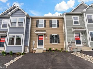 155 Holstein Dr, Hanover, PA 17331