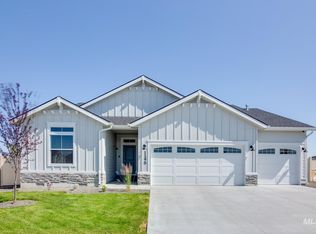 6707 S Memory Way, Meridian, ID 83642