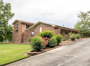 505 Dalewood Dr, Dalton, GA 30720