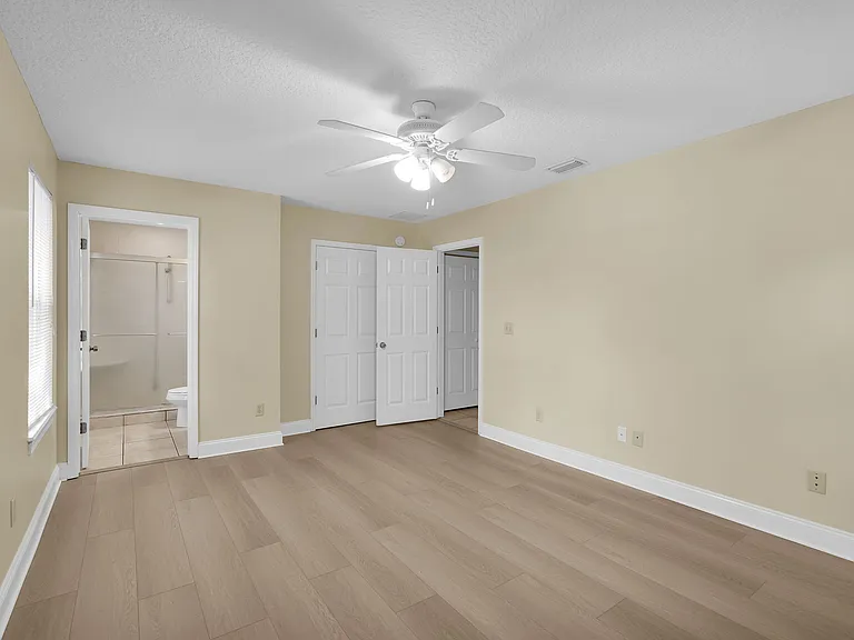 691 Main St — Photo 22