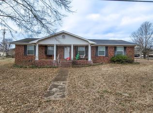 211 Audubon Ave, Florence, AL 35633