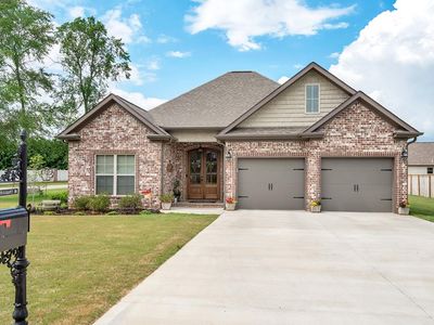 2001 Pleasant Dr, Muscle Shoals, AL, 35661