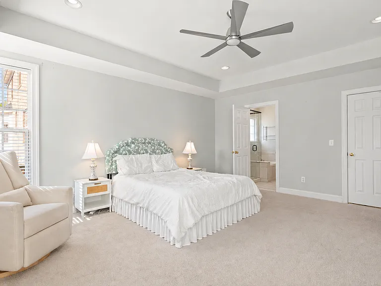 4442 Huntscroft Ln — Photo 8