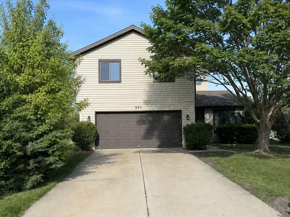 983 Valleyview Dr, Bartlett, IL 60103