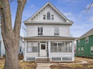 2222 Dupont Ave N, Minneapolis, MN 55411