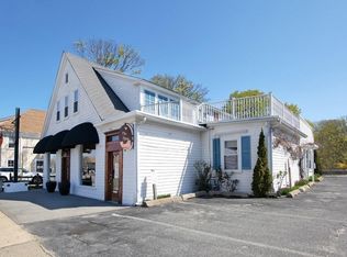 20 Sea St, Hyannis, MA 02601