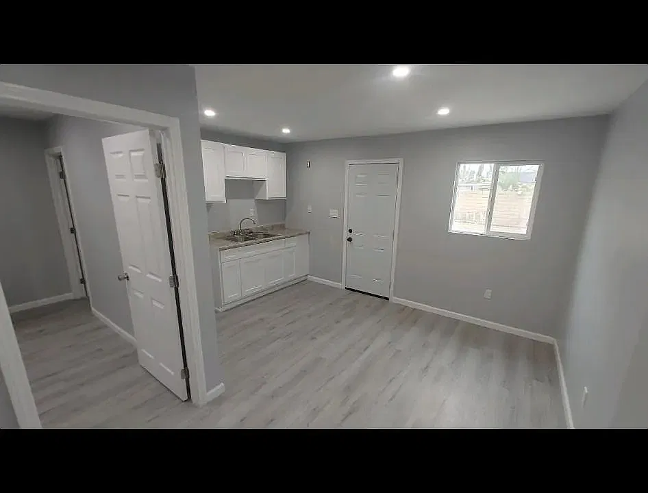 13823 Leffingwell Rd