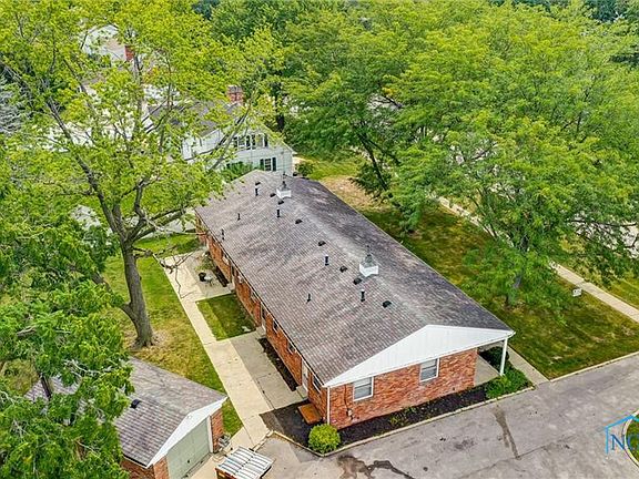 3rd image of 1039 E Boundary St