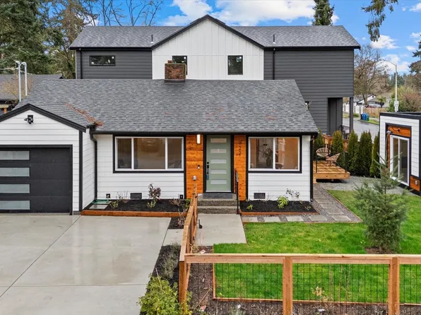 922 NE 117th Street, Seattle, WA 98125