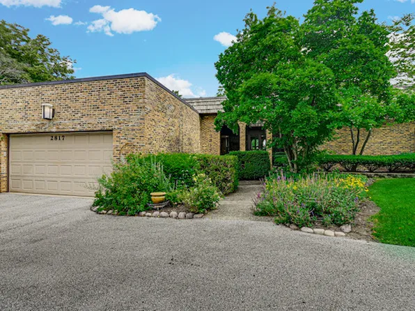 2817 Chariot Ln, Olympia Fields, IL 60461