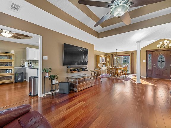 5th image of 716 Indian Bay Dr