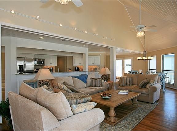 3rd image of 3417 Muscatee Cir