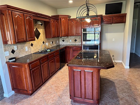 4th image of 12220 Little Elm Rd