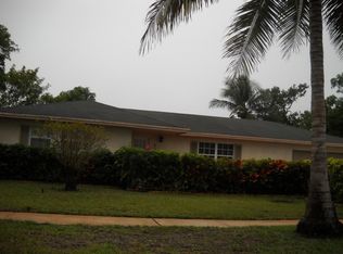 9330 Belaire Dr, Miramar, FL 33025