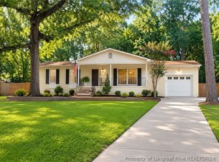 705 Shadowlawn Dr, Fayetteville, NC 28303
