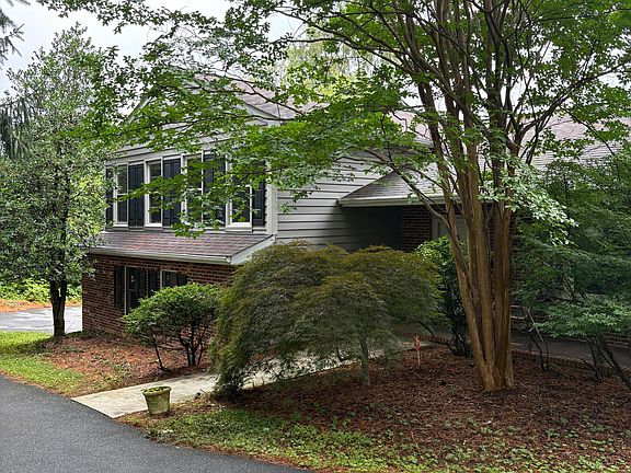 3rd image of 11322 Old Hopkins Rd
