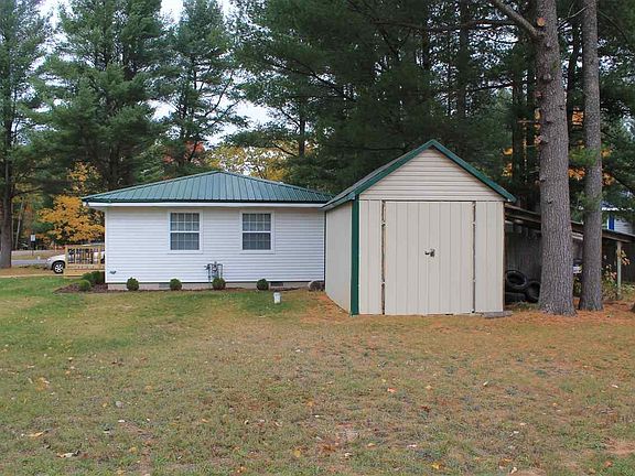 2nd image of 1476 Cedar Ct NE