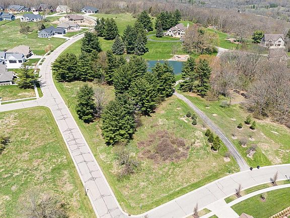 4th image of 2801 Arbor Ridge Way