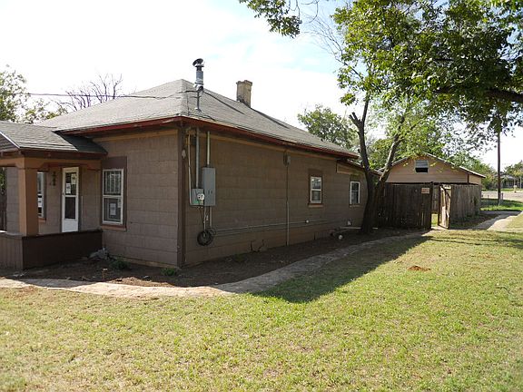3rd image of 200 El Paso Ave