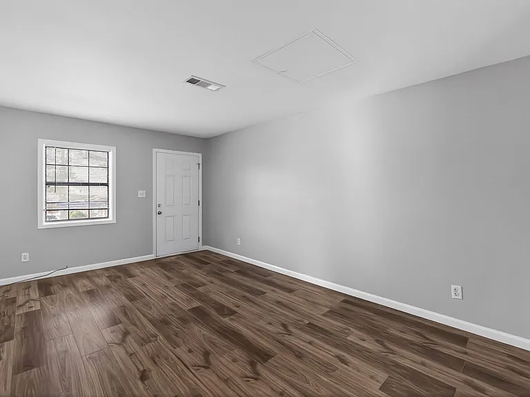 3681 Lynn Dr — Photo 12