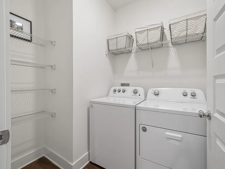4107 Prentice St — Photo 21