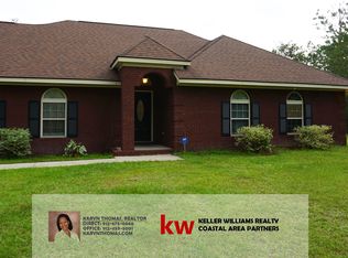 225 Davis Ct, Hinesville, GA 31313