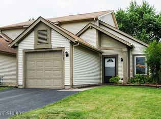 2108 Brittany Ct, Glendale Heights, IL