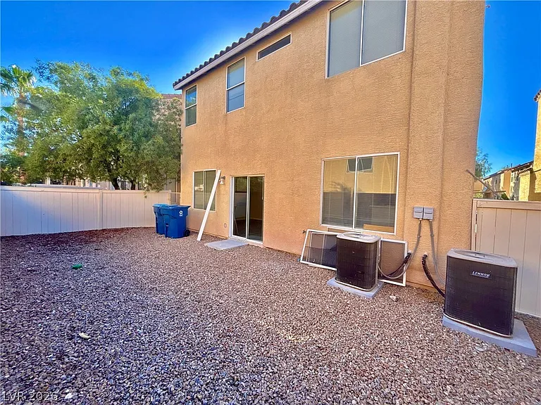 7432 Decoro St — Photo 5