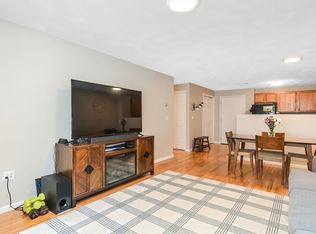 107 Foster St APT 204, Peabody, MA 01960
