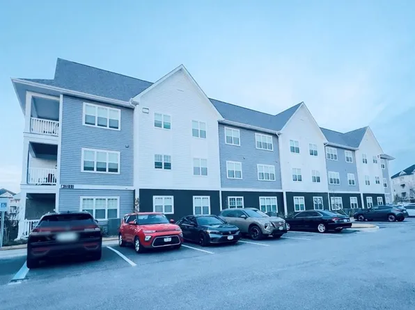 1501 Waitsel Dr #104, Chesapeake, VA 23320