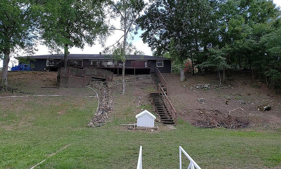 2nd image of 169 Candlewood Ln