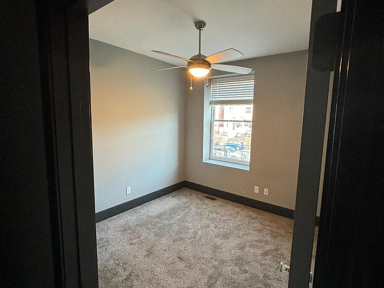 Sherman Lofts — Photo 22