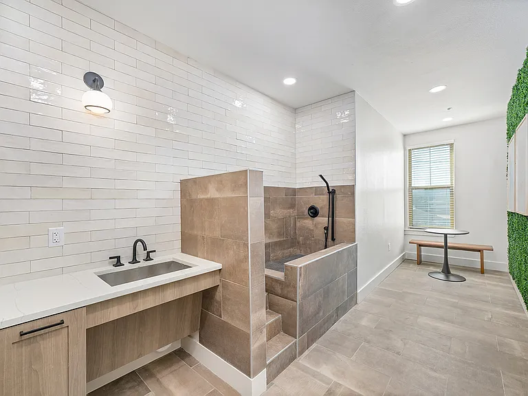 MAA West Austin — Photo 21
