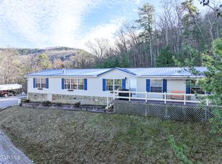 1243 Applewood Rd, Newport, TN 37821